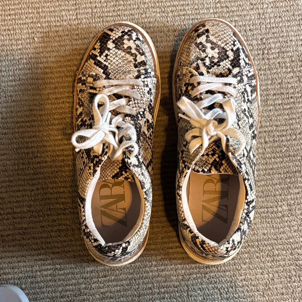 Zara Black and White Snake Print Sneakers